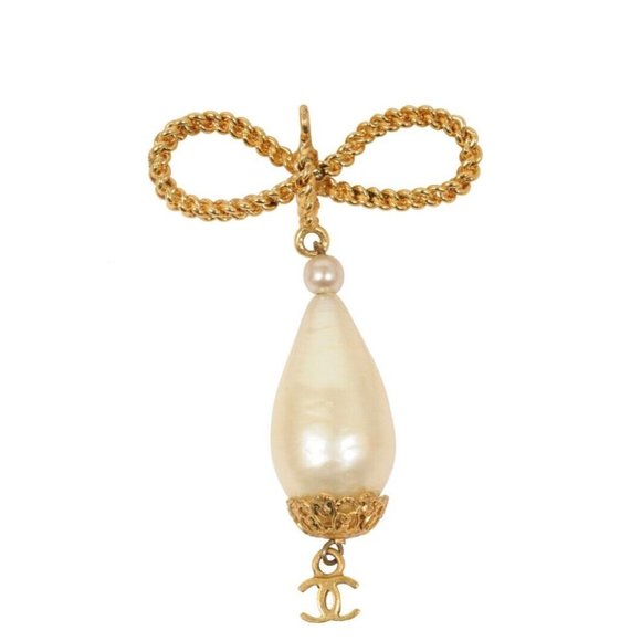 Chanel Vintage Teardrop CC Logo White Pearl Gold Pendant Neck Chain Charm - Picture 1 of 12